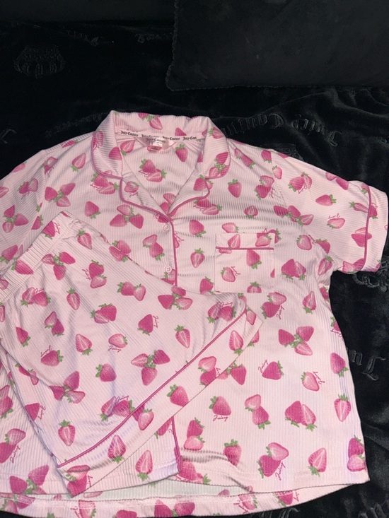 Juicy Couture Other - Juicy Couture Pink Strawberry Print Short Pajama Set